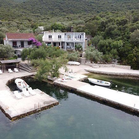 Apartments By The Sea Zuronja, Peljesac - 10137 Brijesta Kültér fotó